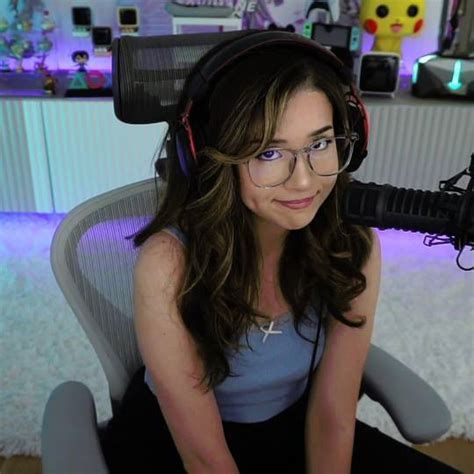 scrolller pokimane|Pokimane .